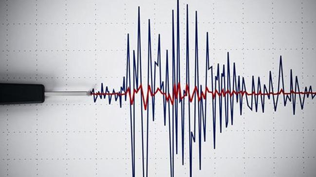 Ege Denizi'nde korkutan deprem