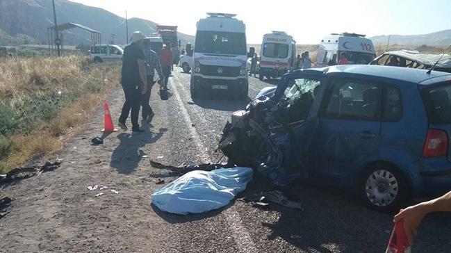 Son dakika: Batmanda trafik kazas: 1 l, 10 yaral