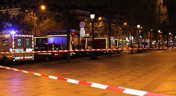 Paris'te bir ara pizzacya dald: 8 yaral