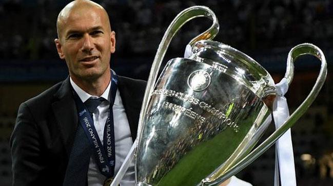Zidane'n teknik direktrlk kariyeri futbolculuunu geti