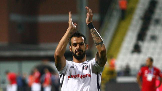 Alvaro Negredo enol Gne'le grt ve Bursaspor manda ilk 11'de olmak istediini syledi