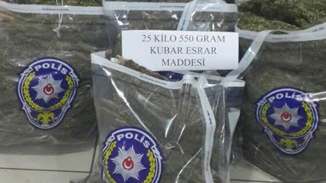 Adyaman'da 25 kilo 550 gram esrar ele geirildi