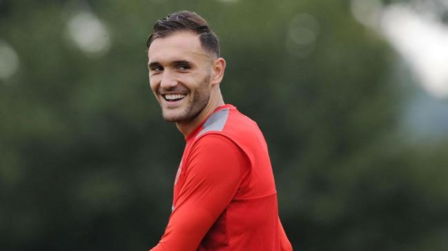 Fenerbahe'nin uzun sredir peinde olduu Lucas Perez'e Galatasaray'n teklif yapt iddia edildi