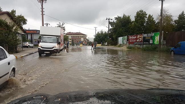 Sakarya'ya 1 saatte 10 gnlk su geldi