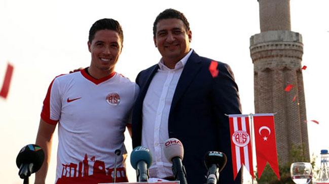 Antalyaspor'un yeni transferi Nasri imzay att!