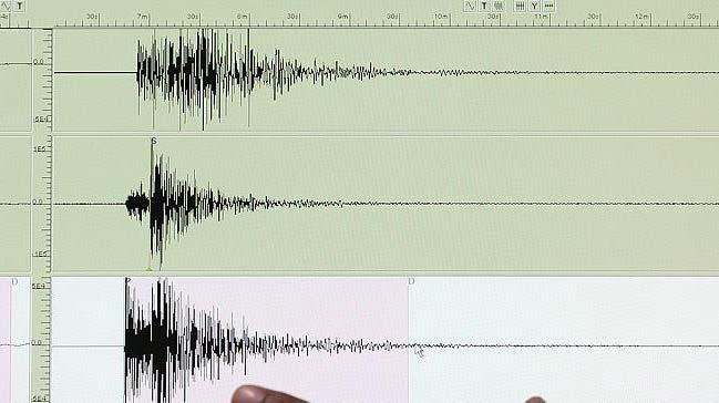 Filipinler'de 5 byklnde deprem: 2 l