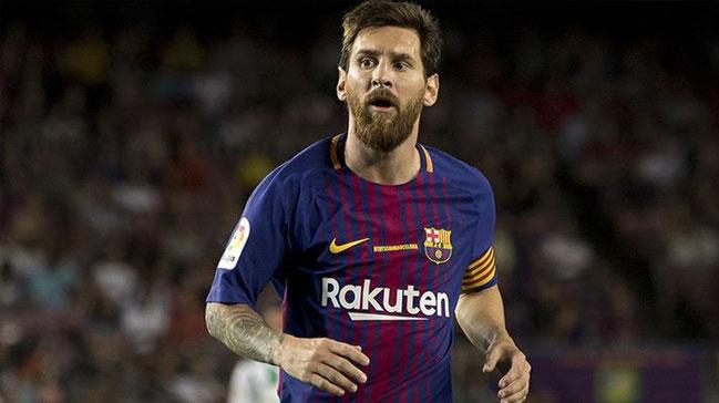 Guardiola: Messi'nin 300 milyon euroya serbest kalmas artk hayal deil