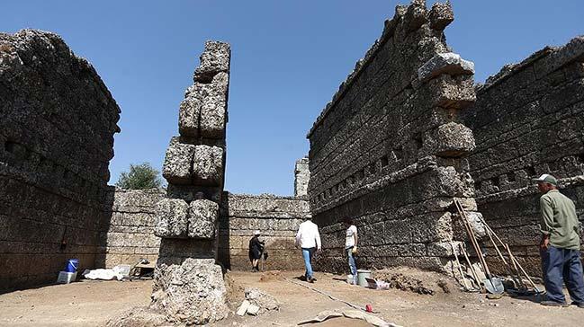 Antalya'da 2 bin yllk dkkanlar ortaya karld