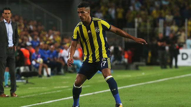 Fenerbaheli taraftarlardan Nabil Dirar fkesi