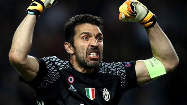 Buffon'dan Video Asistan Hakem'e eletiri