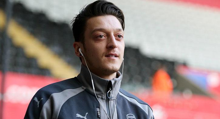 B.Dortmund Dembele'nin yerini Mesut zil'le doldurmak istiyor