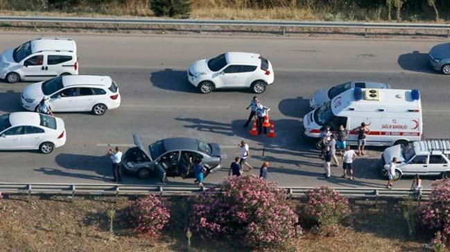 Emniyet'ten 5 gnlk bayram bilanosu: 45 kii trafik kazalarnda hayatn kaybetti