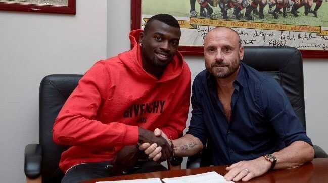 M'Baye Niang Torino formas giyecek