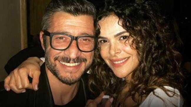 Tmer Metin ile Gamze Topuz ayrld