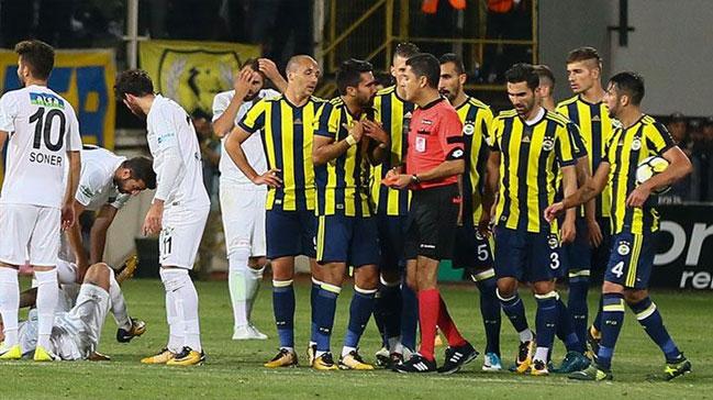 Fenerbaheli yneticiler TFF Ynetimi'nin deimesi iin almalara balayacak