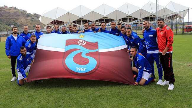 Trabzonspor Filistinli futbolculara kaplarn at