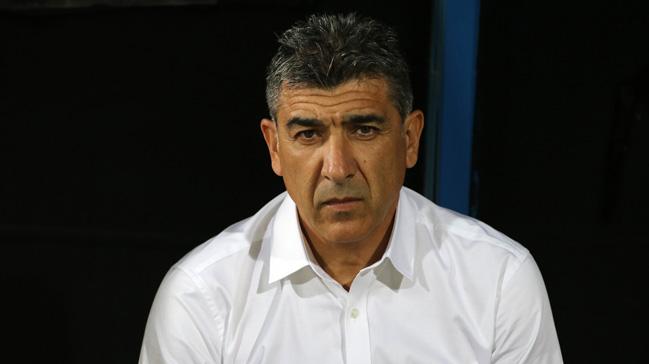 TFF 1. Lig ekibi Manisaspor, teknik direktr Sait Karafrtnalar ile yollarn ayrldn duyurdu