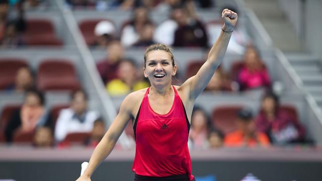 in Ak Tenis Turnuvas'nda finale ykselen Simona Halep, sralamada zirveyi garantiledi