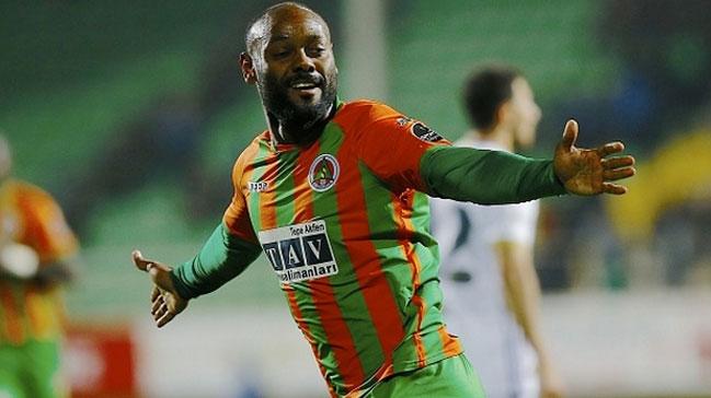 Vagner Love'n menajeri Ayhan Yeilba: Fenerbahe'nin u an ilgisi var