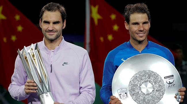 anghay Masters Tenis Turnuvas'nda Rafael Nadal' yenen Roger Federer ampiyon oldu