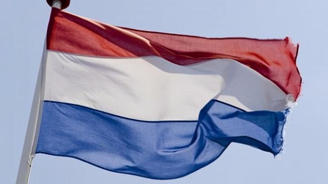 Hollanda, darbe giriimi sonrasnda Avrupaya kaan FET'clere iltica hakk verdi