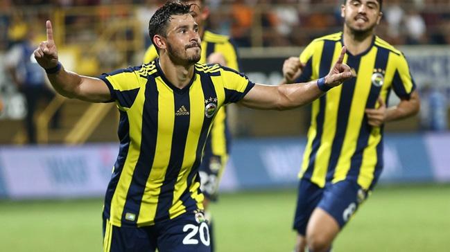 Fenerbahe'nin Brezilyal yldz Giuliano'ya milli davet