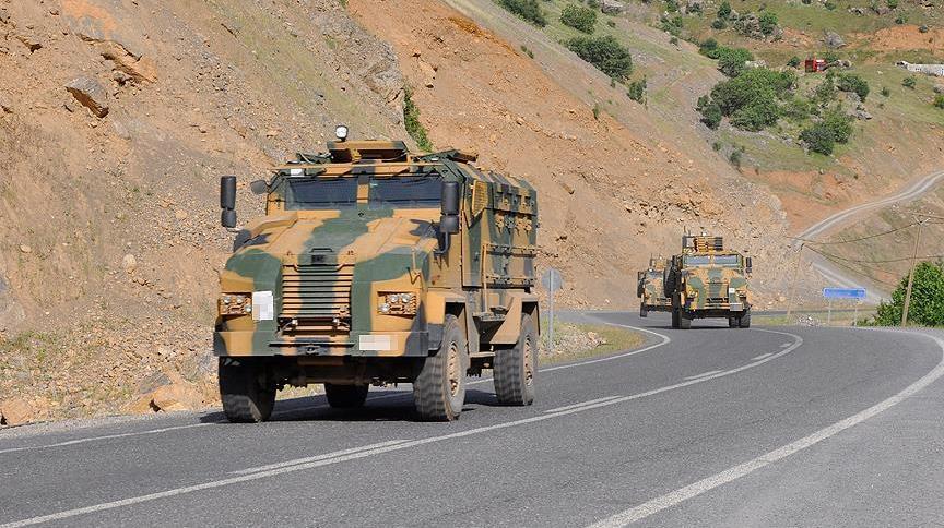 Hakkari'de baz blgelerde sokaa kma yasa