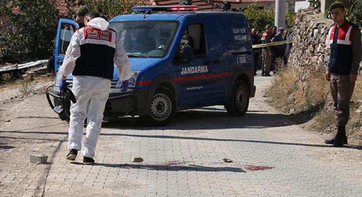 Mula'da aklalmaz olay! Evinin balkonundan vurdu