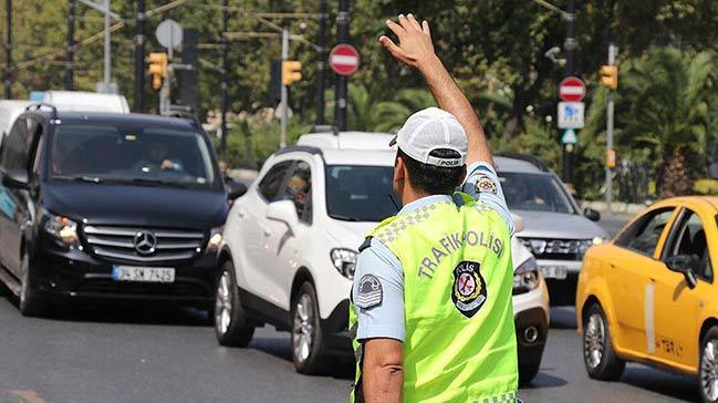 stanbul'da baz yollar trafie kapatlacak