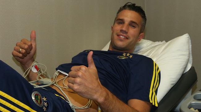 Yatt yerden para basan Robin van Persie, 34 dakikada bir asgari cret kazanyor