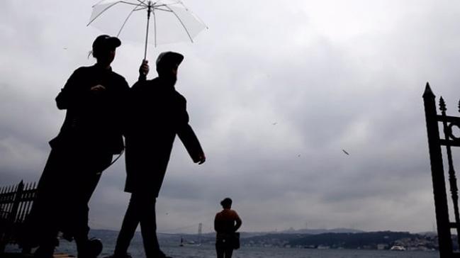 Son dakika: stanbul'u Kmlonimbus bulutlar sard