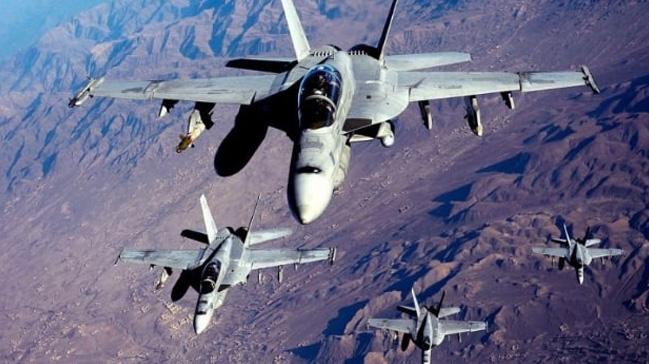 UFOlarla F-18ler it dalana girdi