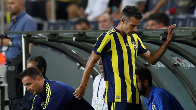 Endonezya ekibi Persib Bandung, Robin van Persie iin Fenerbahe'ye teklif yapt