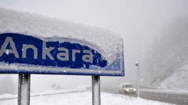 Ankaraya mevsimin ilk kar yad