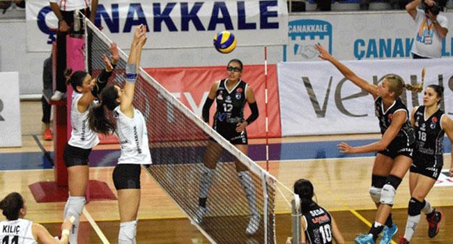 Halkbank anakkale Belediyespor'u 3-1 malup etti