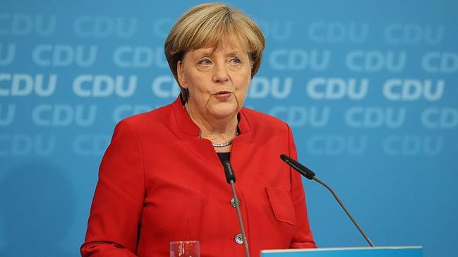 Merkel: Aznlk hkmeti kurulacana yeniden seime gitmeyi tercih ederim