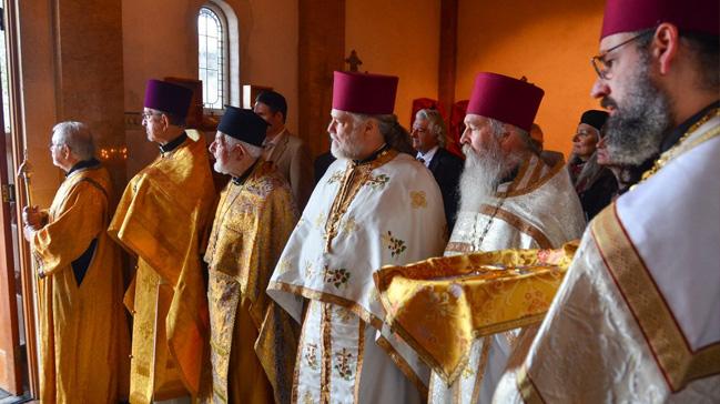 Blnm birlik: Ortodokslarn bin yllk kilise bilmecesi