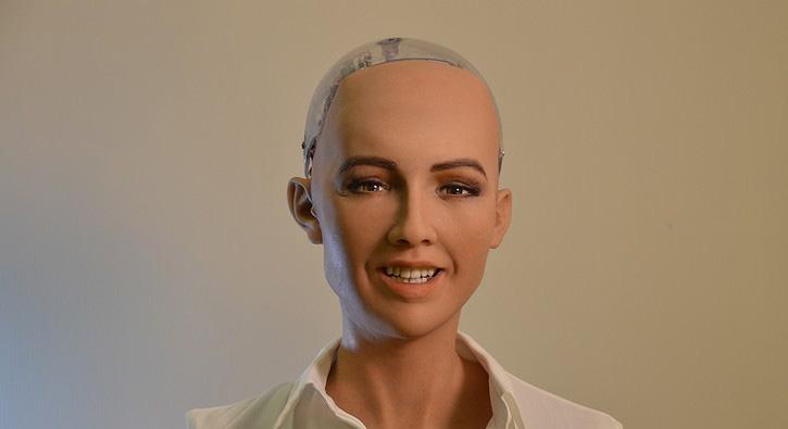 Dnyann ilk vatanda robotu Sophia, aile kurmak istiyor