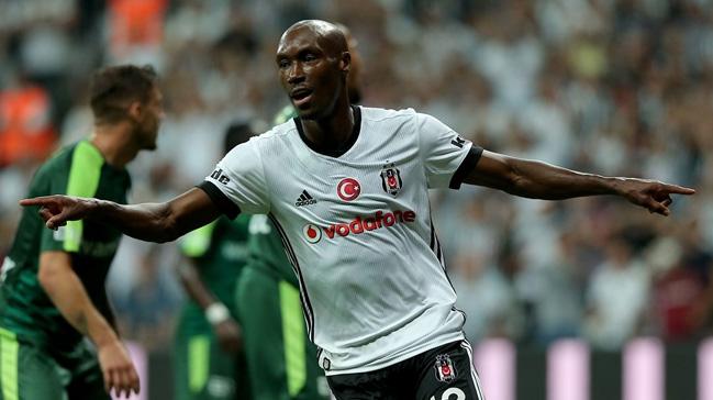 Atiba Hutchinson Kanada'da yln futbolcusu dlne aday gsterildi