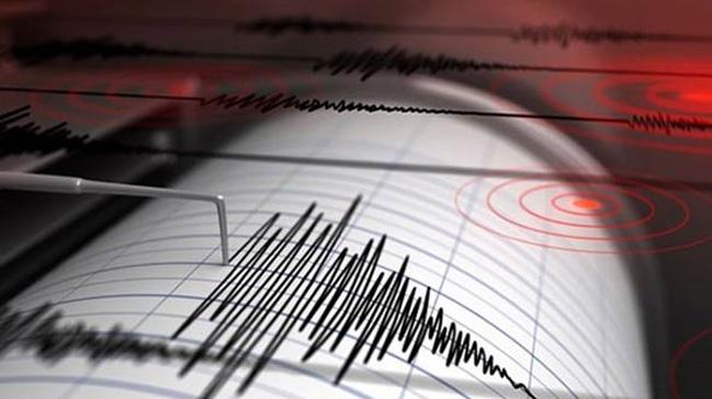 Ekvador'da 6 byklnde deprem