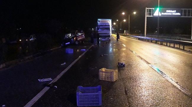 Bursa'da hafif ticari ara ile TIR arpt: 1 kii hayatn kaybetti