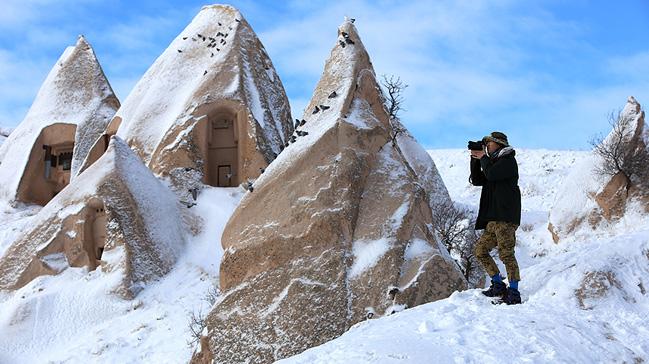 Turistler 'beyaz Kapadokya'ya hayran kalyor