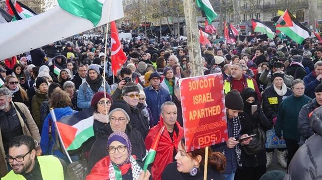 Fransann bakenti Pariste, ABDnin Kuds karar protesto edildi