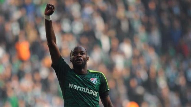 Bursaspor'a Jorquera ve Kembo'dan kt haber