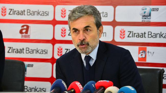 Aykut Kocaman: Robin van Persie ile grp karar vermek lazm