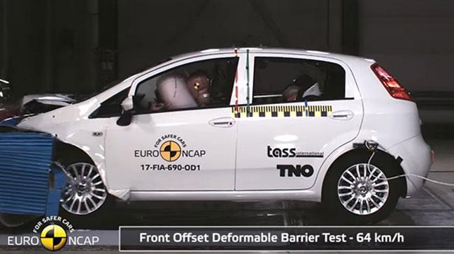 Fiat Punto Euro NCAP sonucu ile herkesi artt.