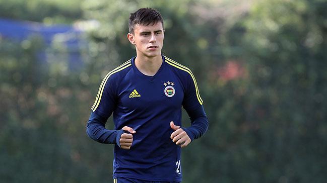 Van Persie gnderilip listeye Eljif Elmas yazlacak