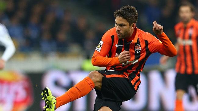 Beikta, Shaktar Donetsk formas giyen Bonfim iin kollar svad