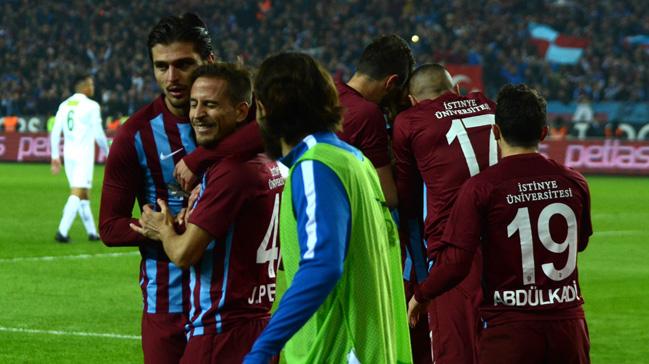 Trabzonspor 2010-2011 sezonundan sonra ilk kez 5 malk galibiyet serisi yakalad