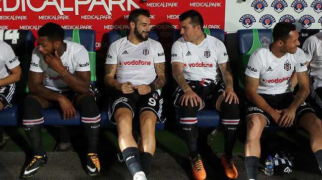 enol Gne, Osmanlspor manda Negredo, Medel ve Lens'e ilk 11'de ans verebilir